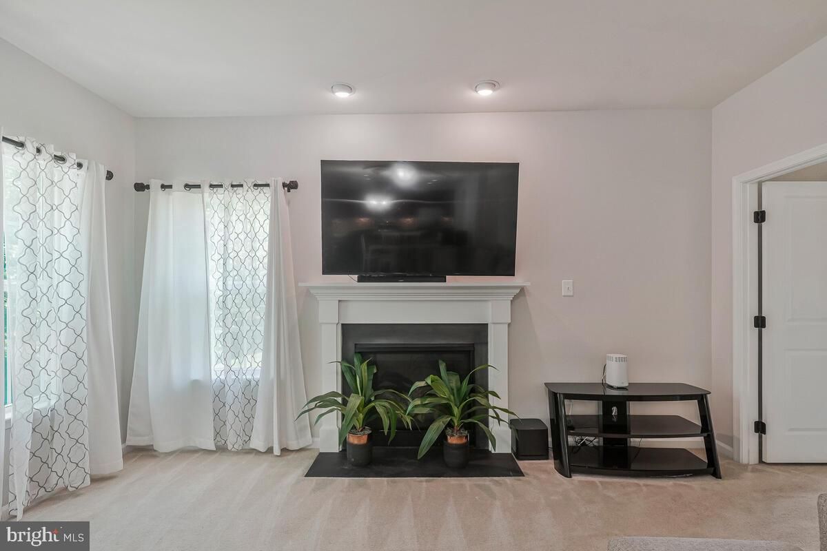 Fireplace, Interior