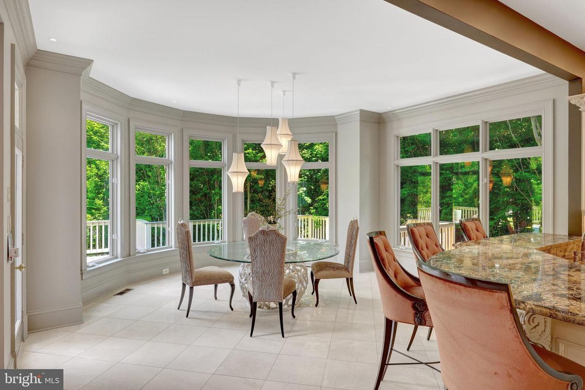 Dining room, Interior, Pendant Lights, Sun Room