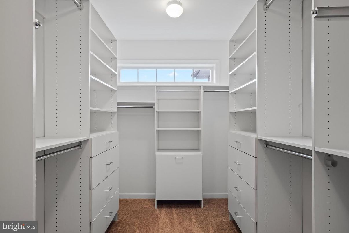 Interior, Walk-in Closets