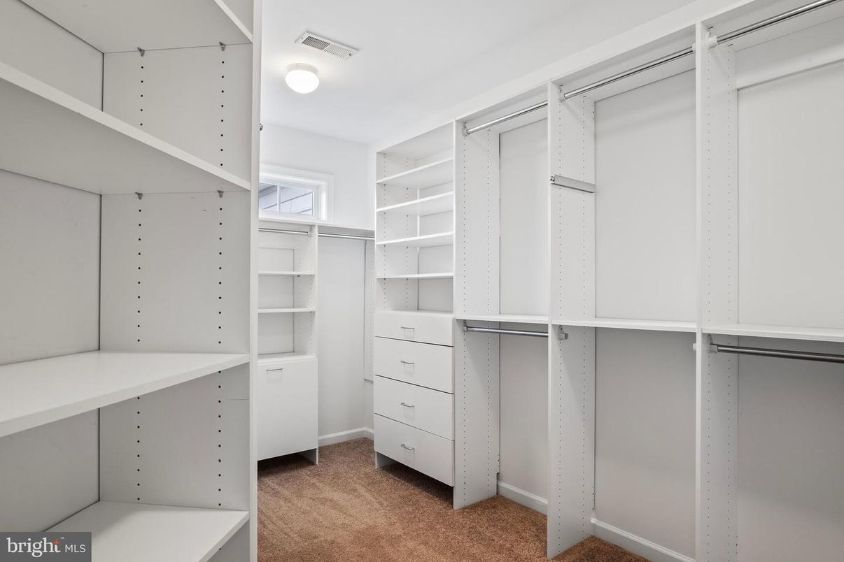 Interior, Walk-in Closets