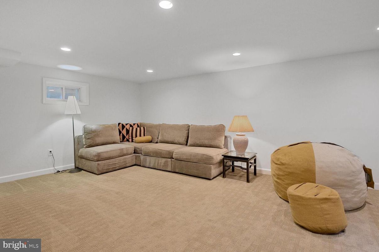 Interior, Recessed Lighting