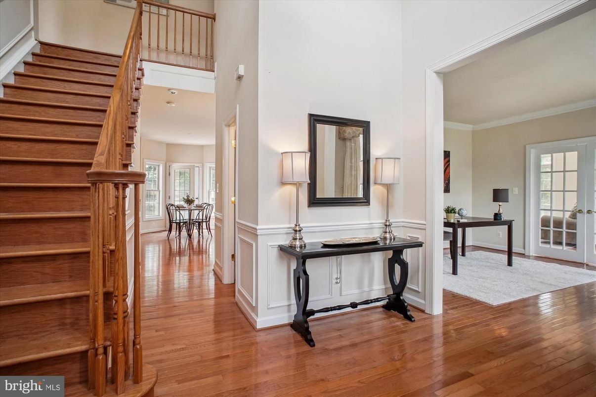 Dining room, Interior, Wood Texture Flooring