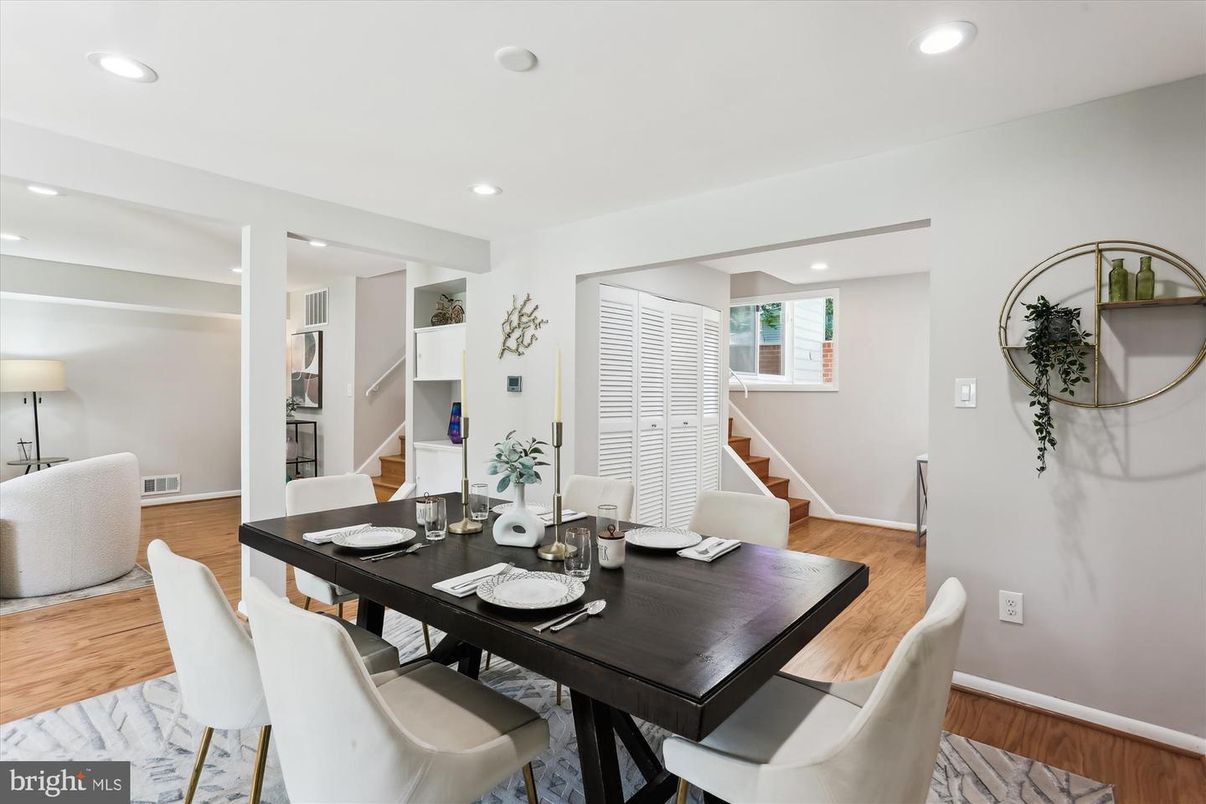 Dining room, Interior, Recessed Lighting, Wood Texture Flooring