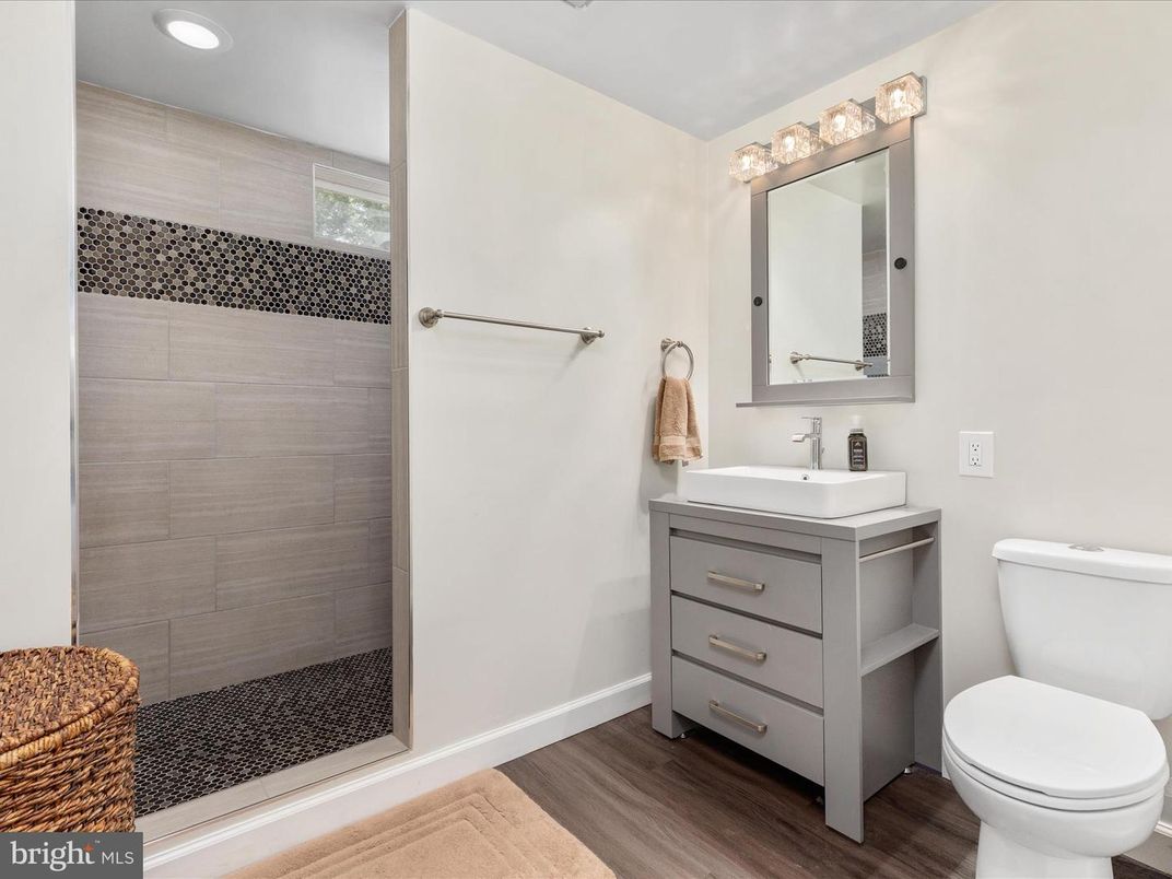 Bathroom, Interior, Recessed Lighting, Wood Texture Flooring