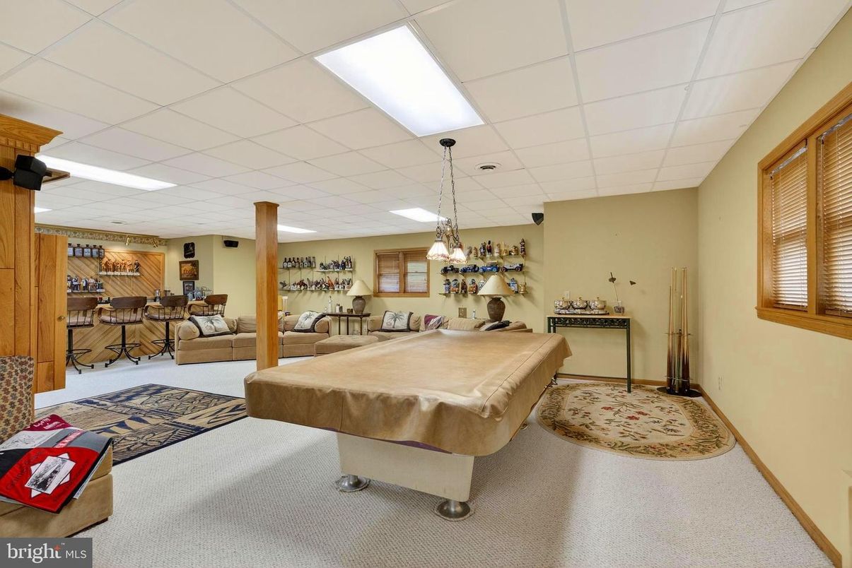 Billiard Table, Chandelier, Game Room, Interior, Pendant Lights, Recessed Lighting