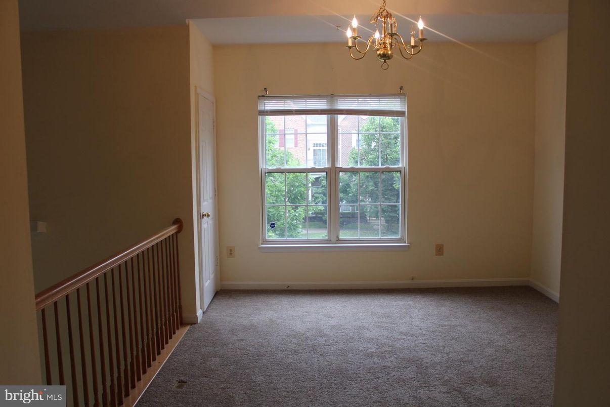 Chandelier, Empty room, Interior