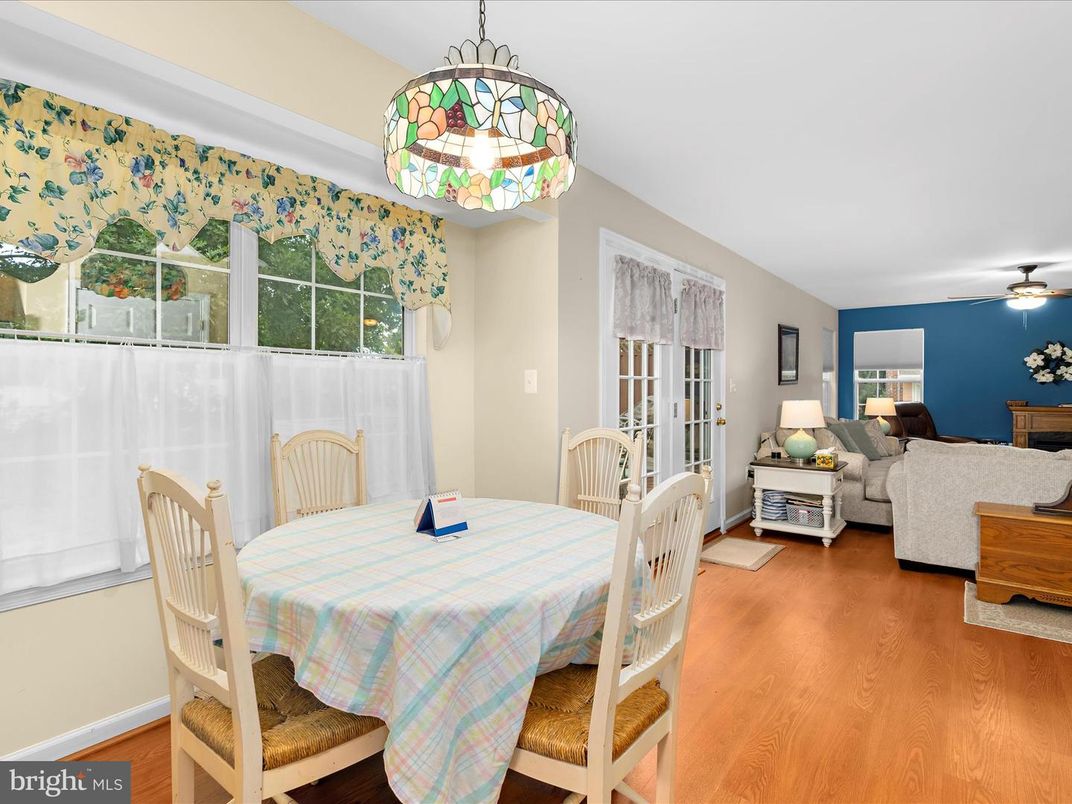 Dining room, Interior, Living room, Wood Texture Flooring
