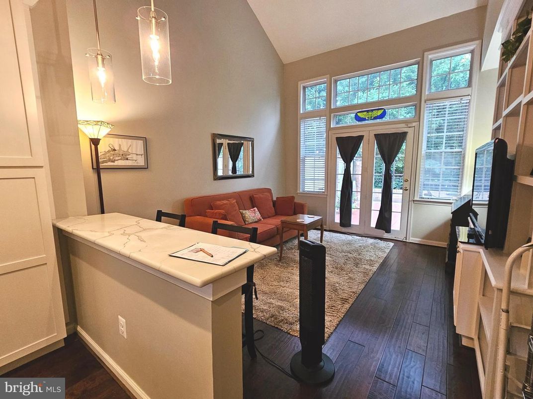 Interior, Living room, Pendant Lights, Wood Texture Flooring
