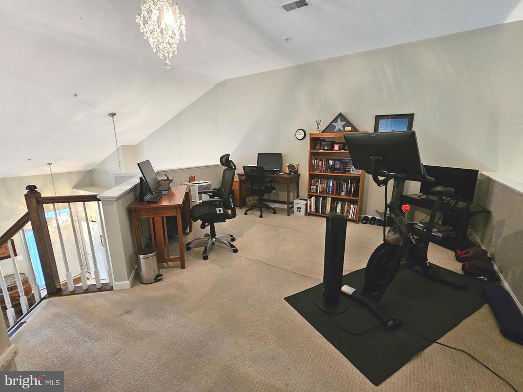 Chandelier, Fitness Equipment, Home Office, Interior