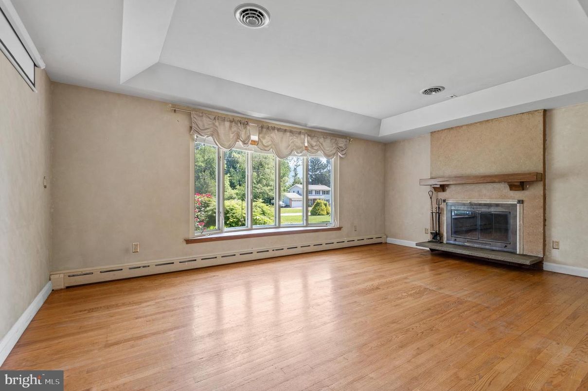 Empty room, Fireplace, Interior, Recessed Lighting, Wood Texture Flooring