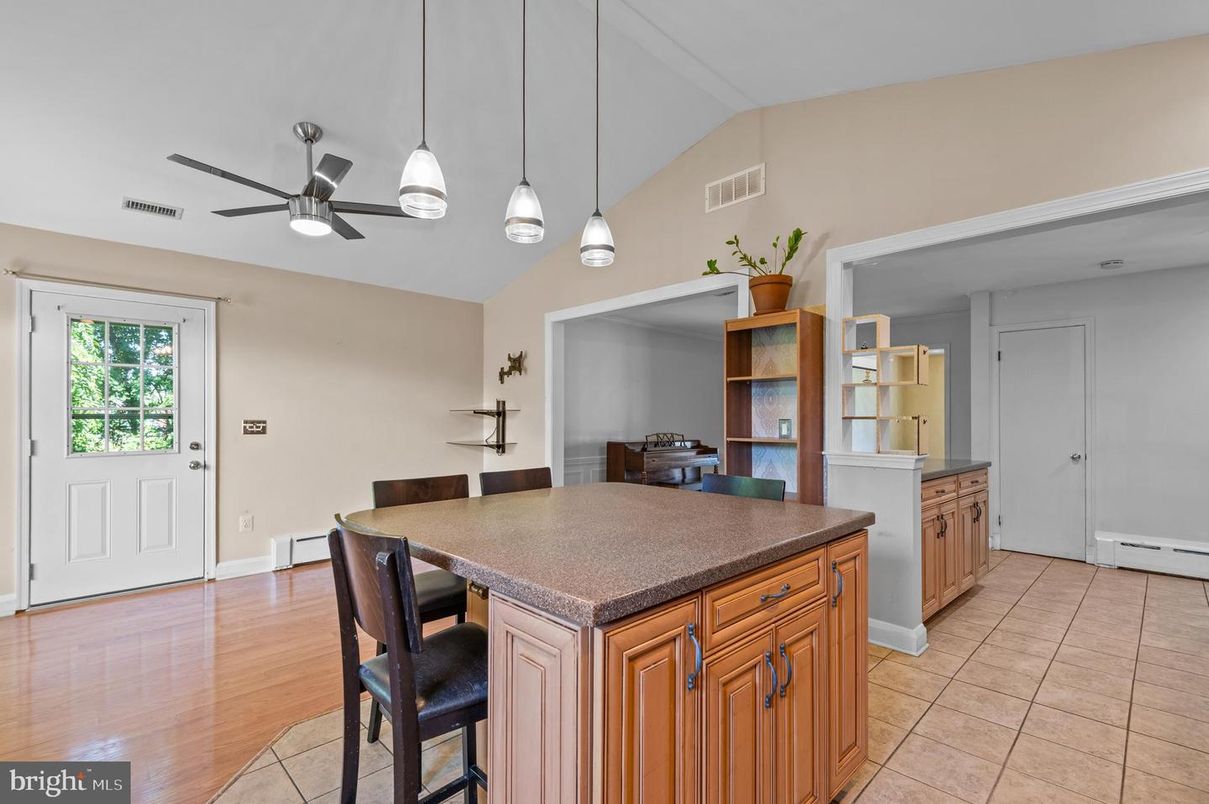 Interior, Kitchen, Pendant Lights, Wood Texture Flooring