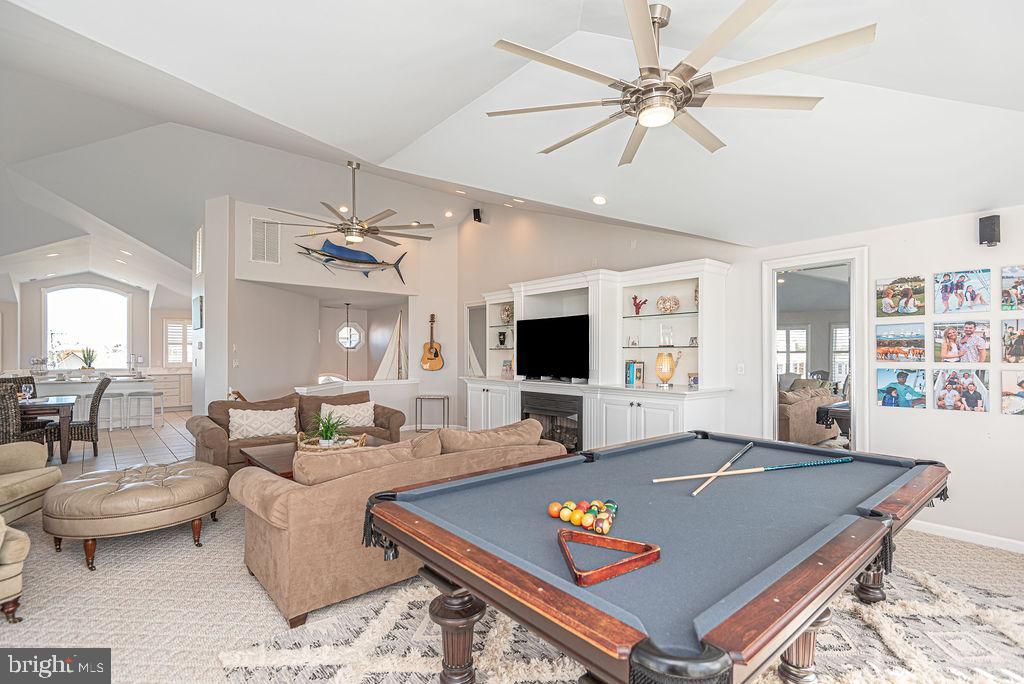 Billiard Table, Game Room, Interior, Living room, Recessed Lighting