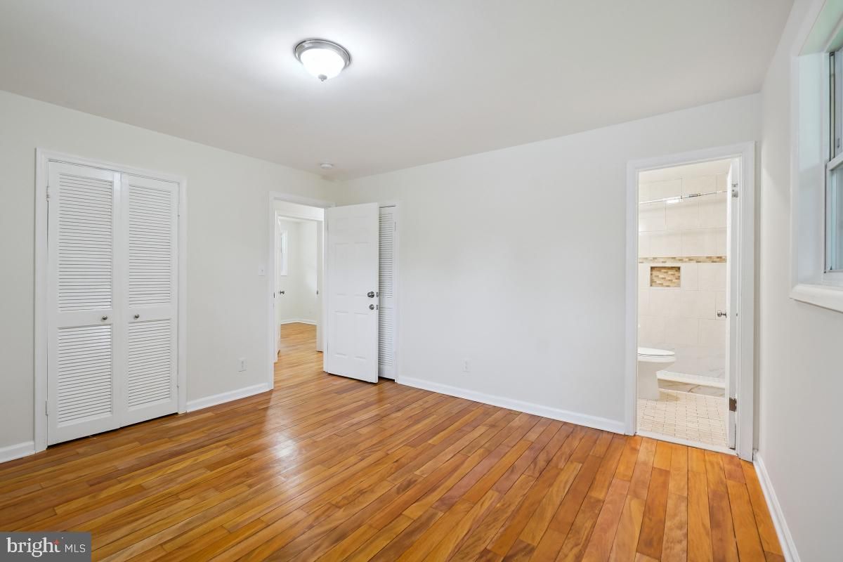 Bathroom, Empty room, Interior, Wood Texture Flooring