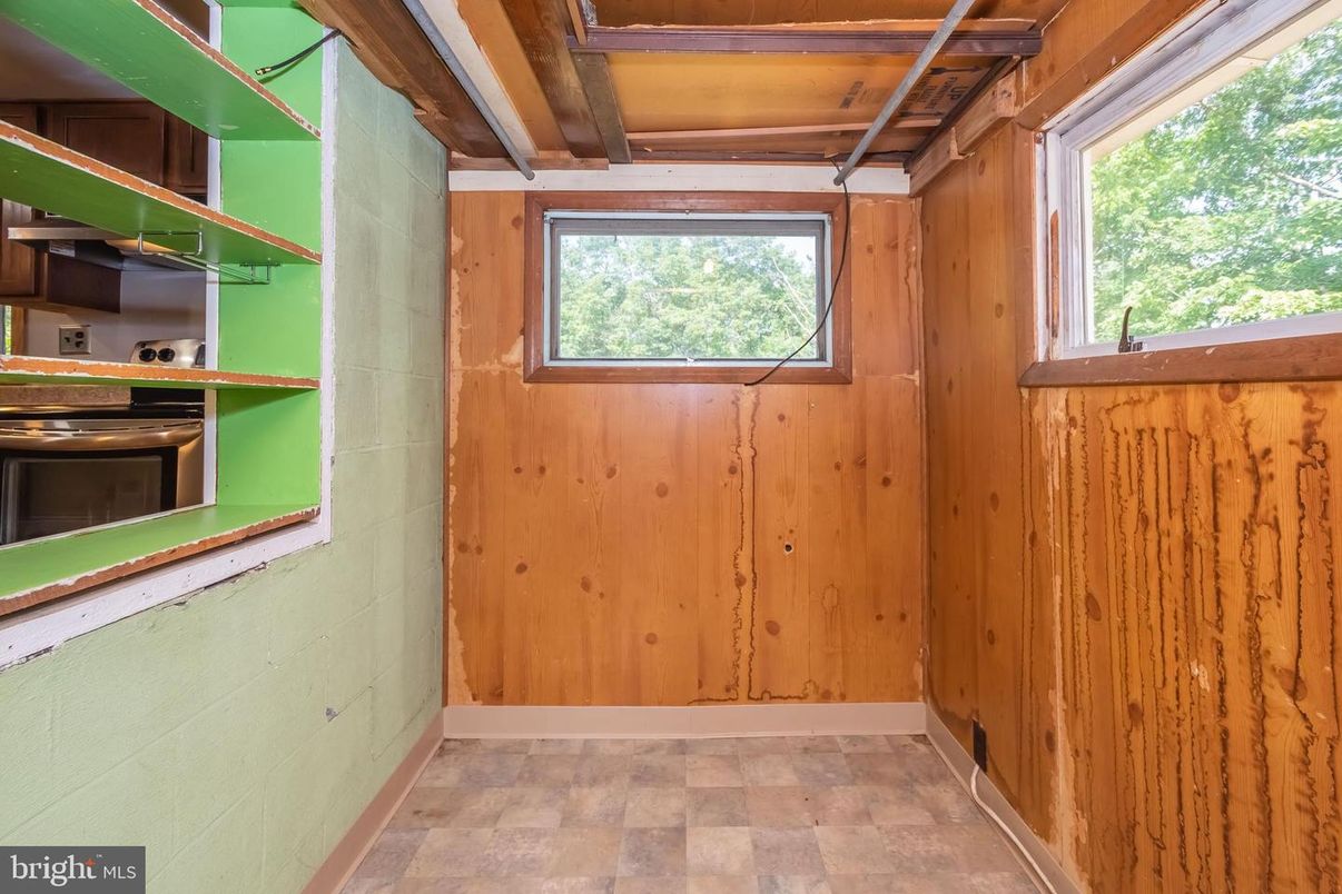 Empty room, Interior, Wooden Walls