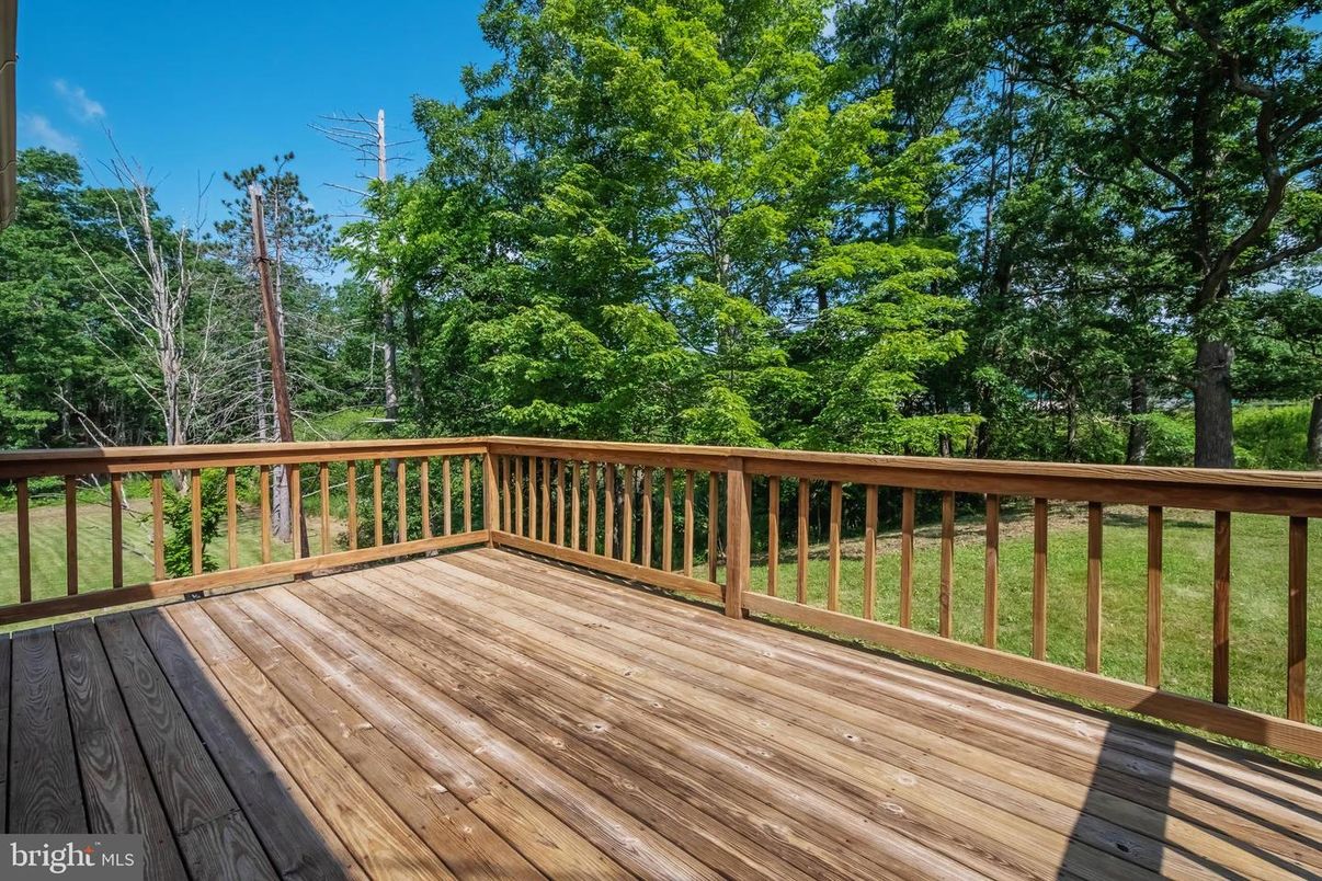 Backyard, Exterior, Wood Texture Flooring