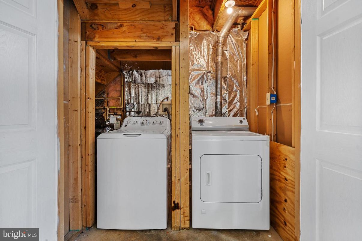 Interior, Utility Closets, Washer