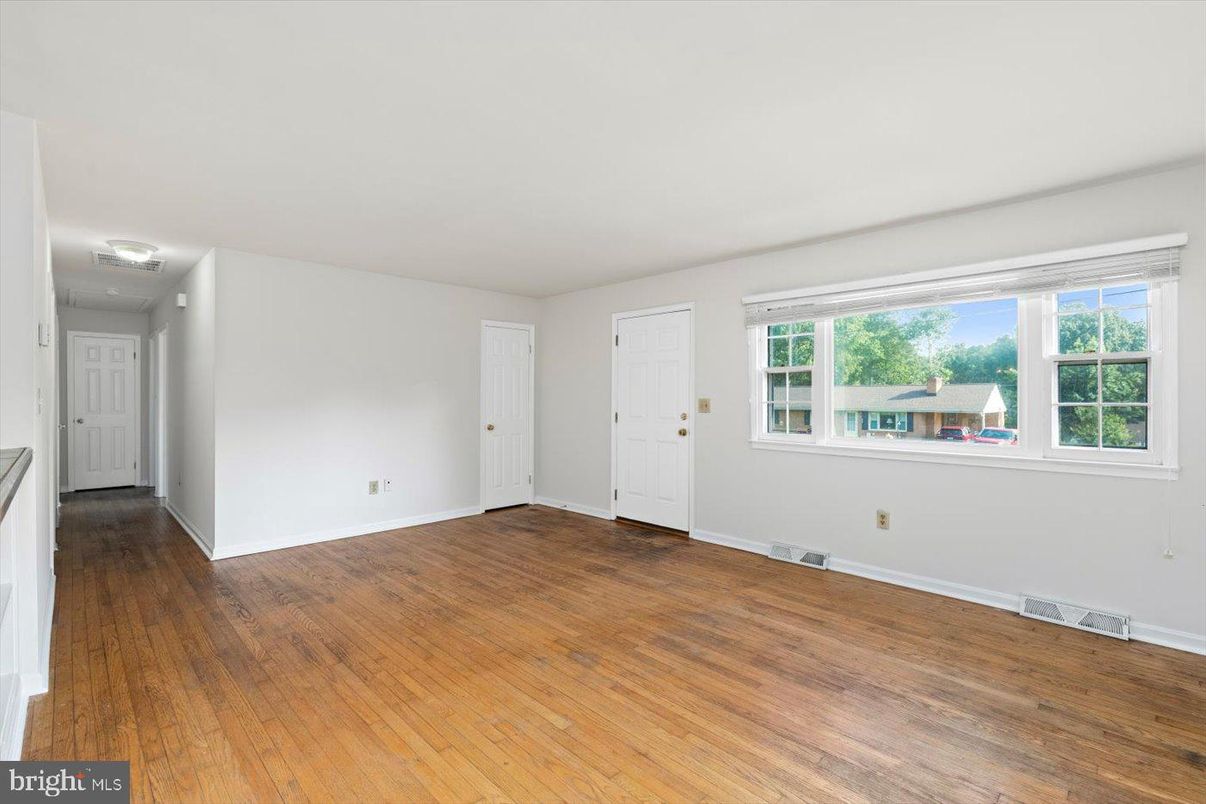 Empty room, Interior, Wood Texture Flooring