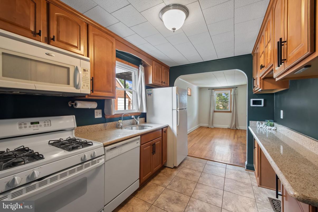 Interior, Kitchen, Wood Texture Flooring
