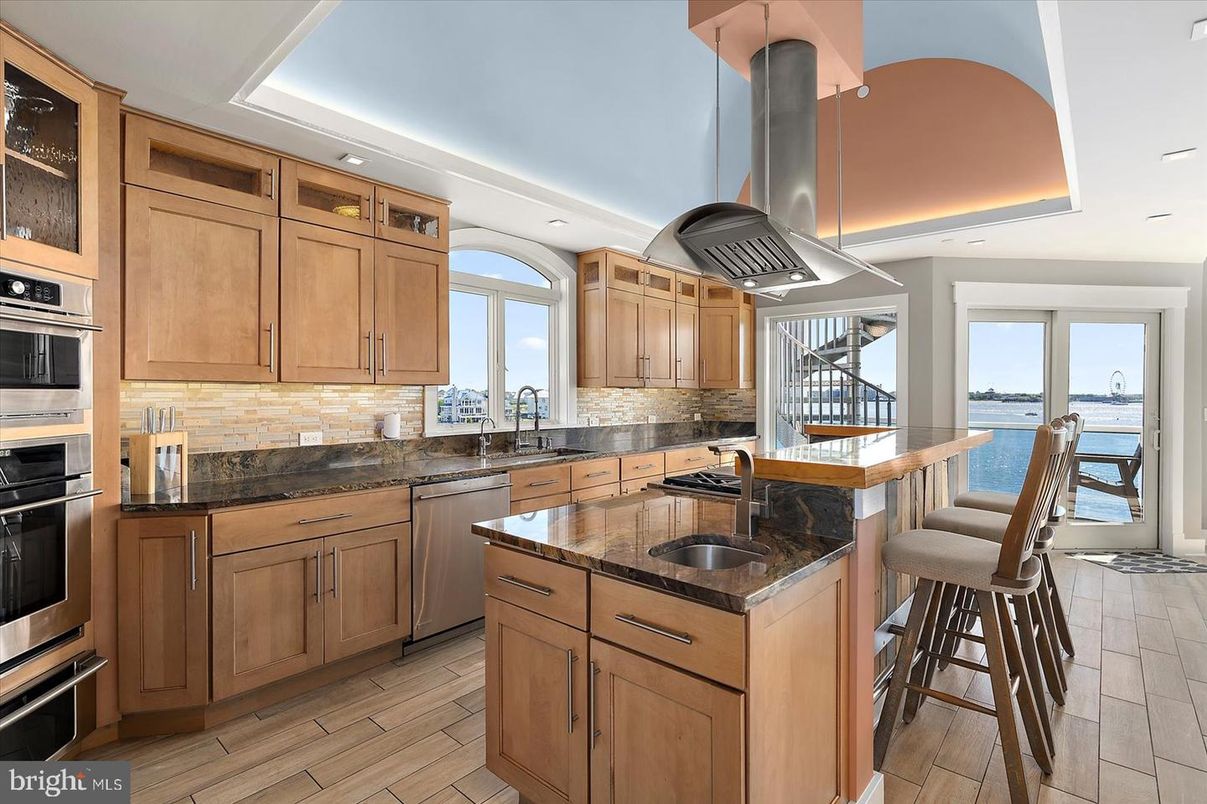 Interior, Kitchen, Recessed Lighting, Stainless Steel Appliances, Water, Wood Texture Flooring