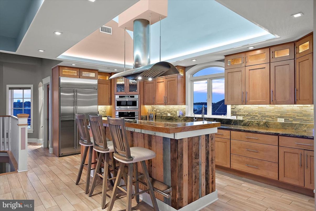 Interior, Kitchen, Recessed Lighting, Stainless Steel Appliances, Water, Wood Texture Flooring