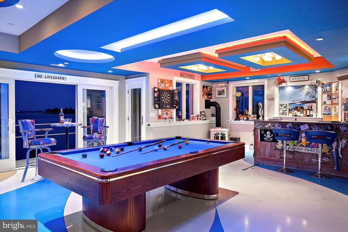 Billiard Table, Game Room, Interior, Recessed Lighting