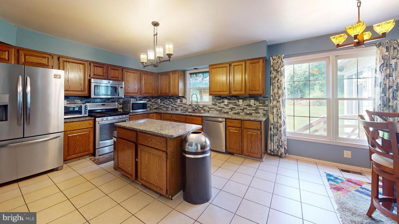 Interior, Kitchen, Pendant Lights, Stainless Steel Appliances