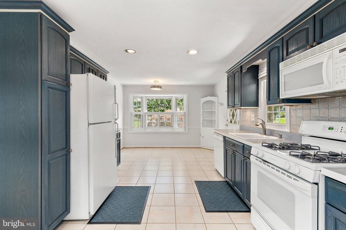 Interior, Kitchen, Recessed Lighting