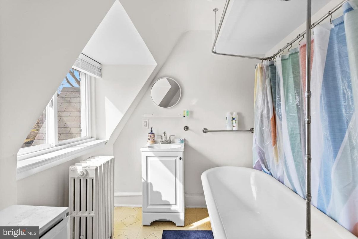 Bathroom, Free Standing Baths, Interior