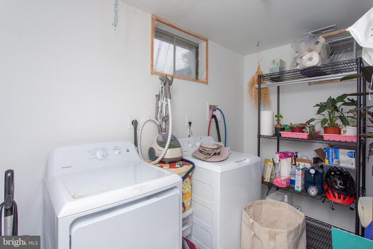 Interior, Washer