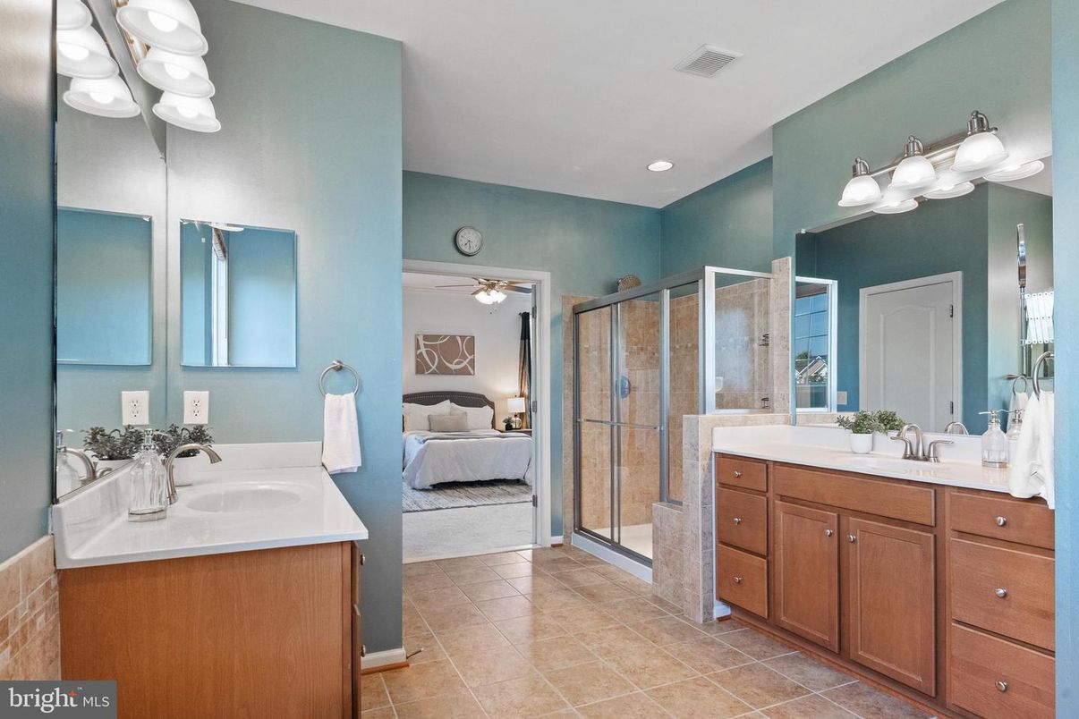 Bathroom, Bedroom, Dual Sink Vanities, Glass Shower, Interior, Recessed Lighting