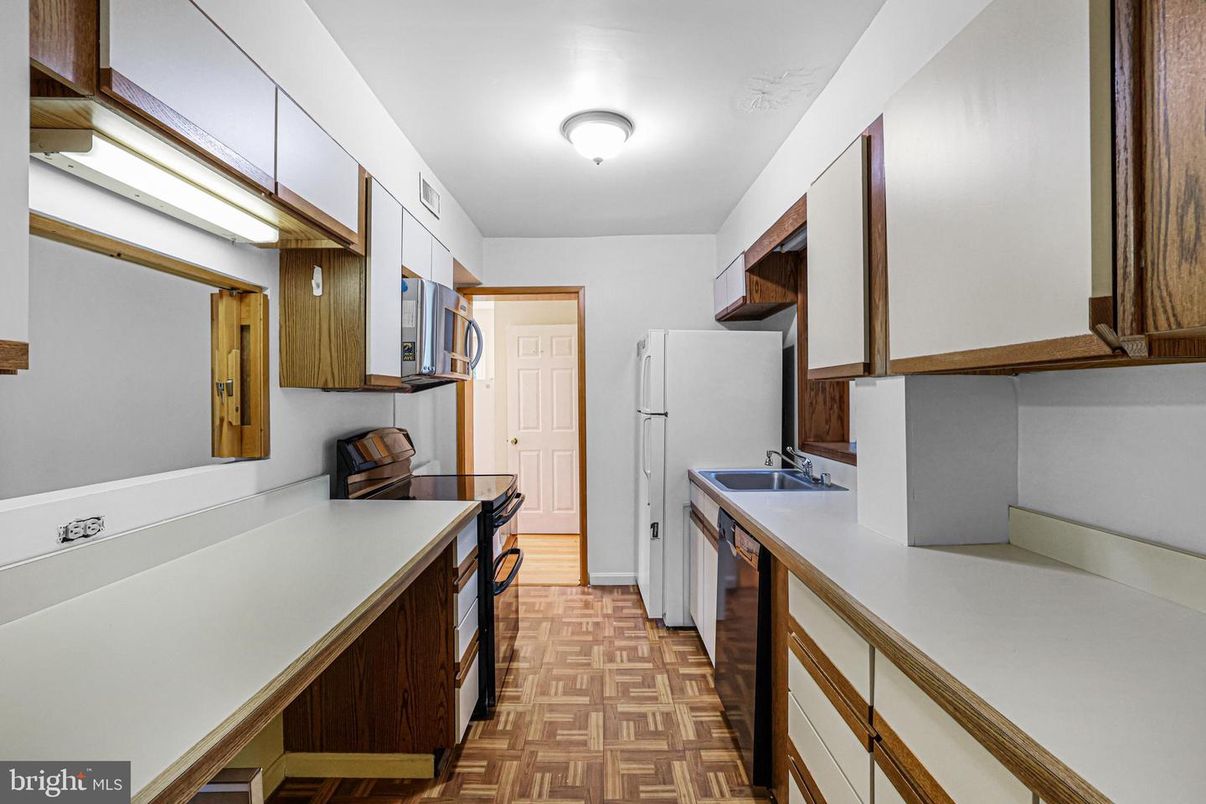 Interior, Kitchen, Wood Texture Flooring