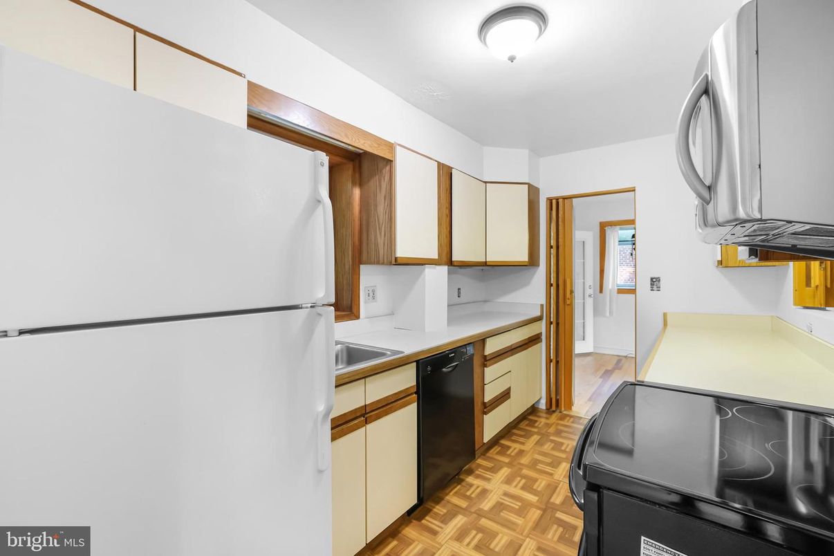 Interior, Kitchen, Wood Texture Flooring