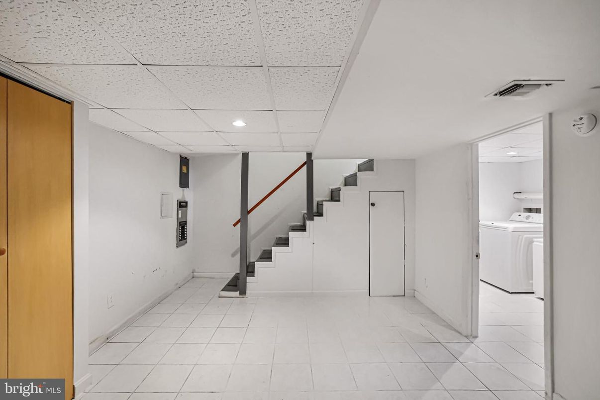 Interior, Recessed Lighting, Washer