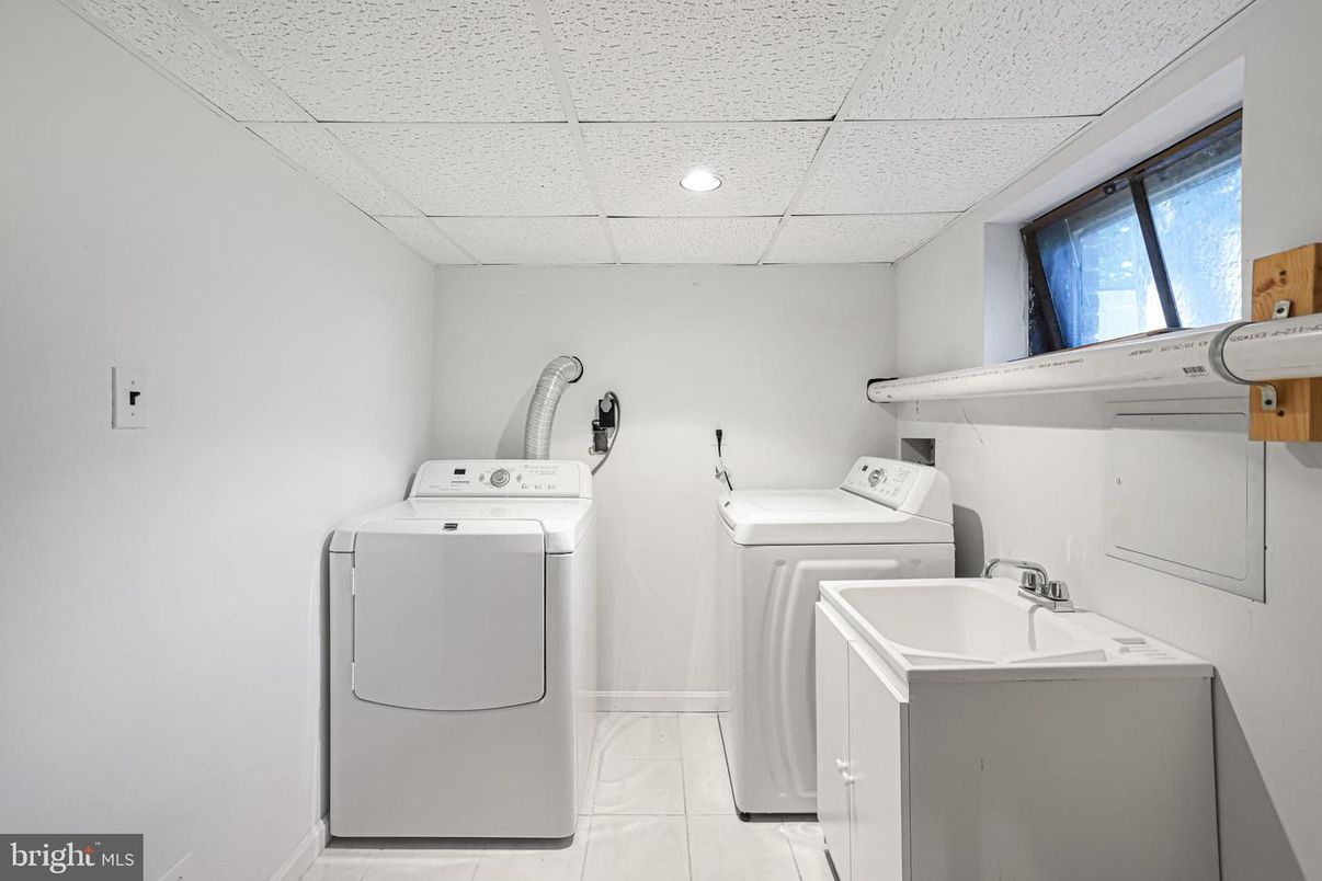 Interior, Recessed Lighting, Washer