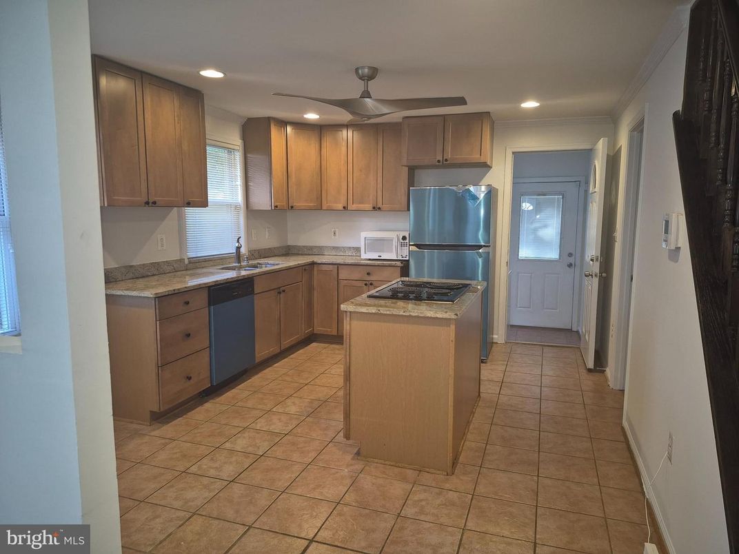 Interior, Kitchen, Recessed Lighting