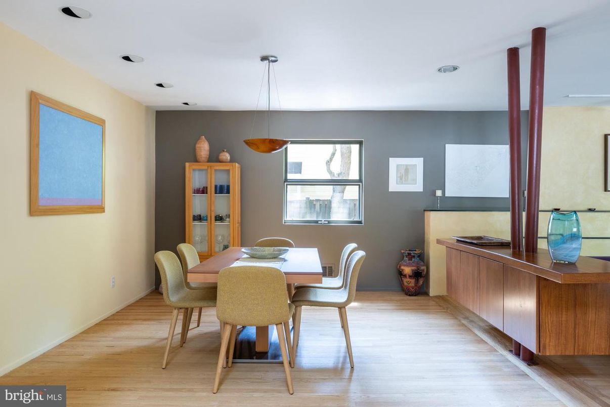 Dining room, Interior, Pendant Lights, Recessed Lighting, Wood Texture Flooring