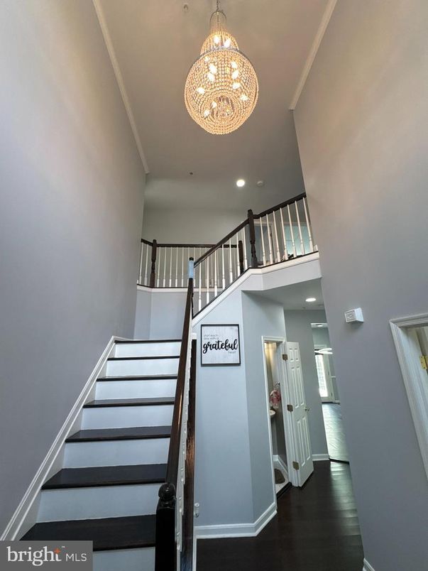 Chandelier, Interior, Recessed Lighting, Wood Texture Flooring