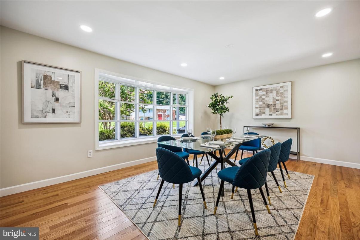 Dining room, Interior, Recessed Lighting, Wood Texture Flooring