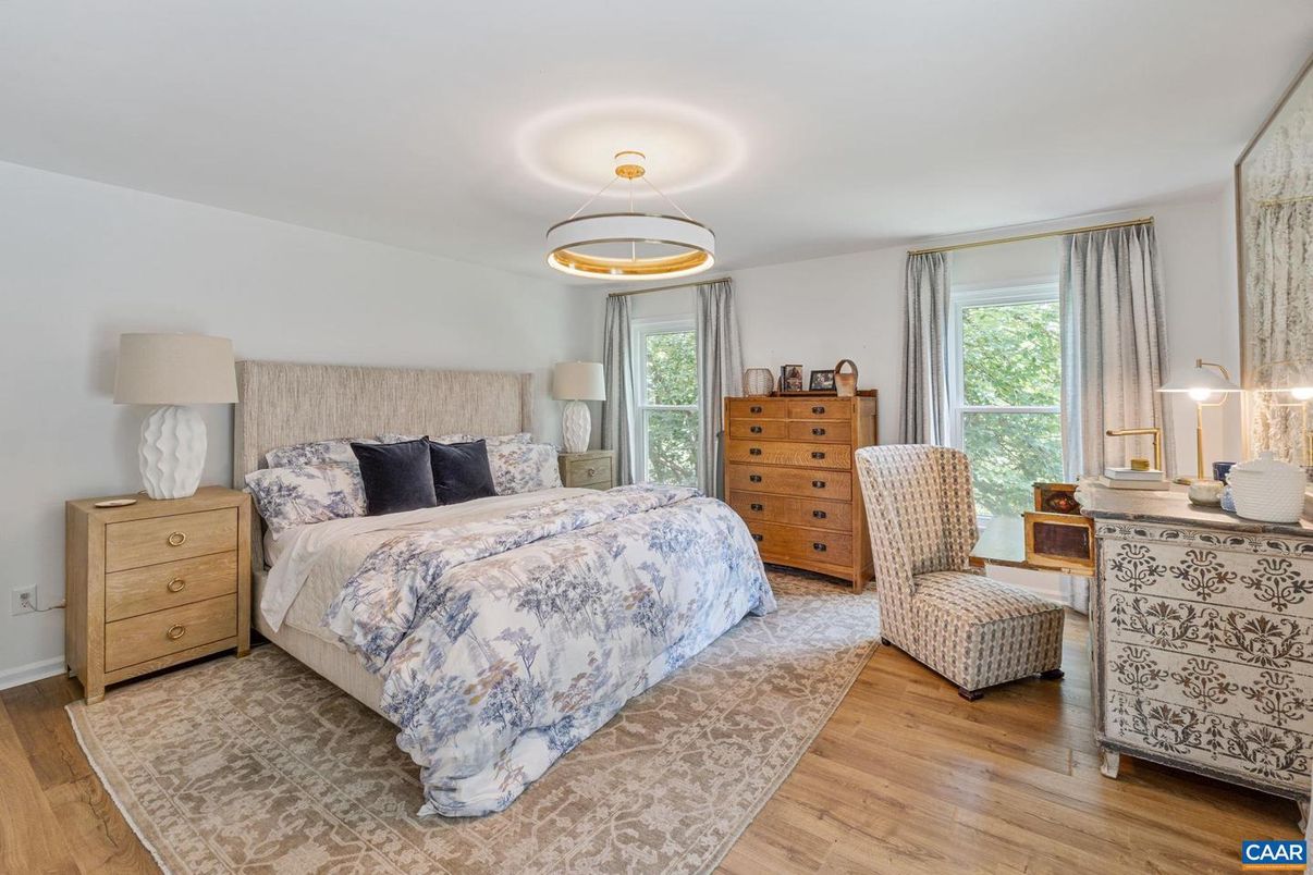 Bedroom, Interior, Pendant Lights, Wood Texture Flooring