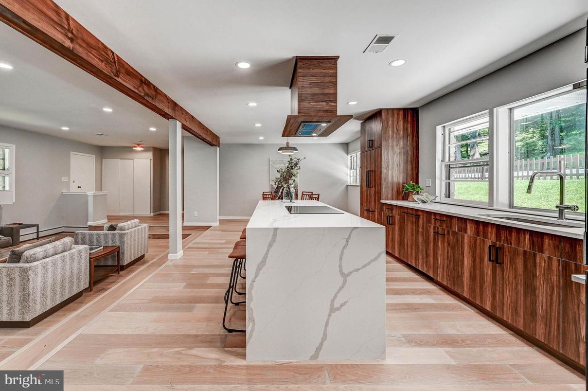 Interior, Recessed Lighting, Wooden Beams, Wood Texture Flooring