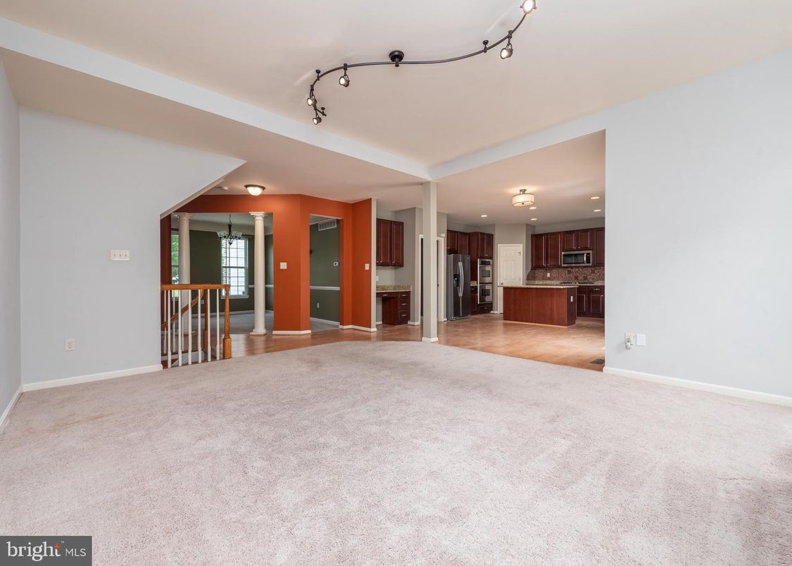 Empty room, Interior, Kitchen, Wood Texture Flooring