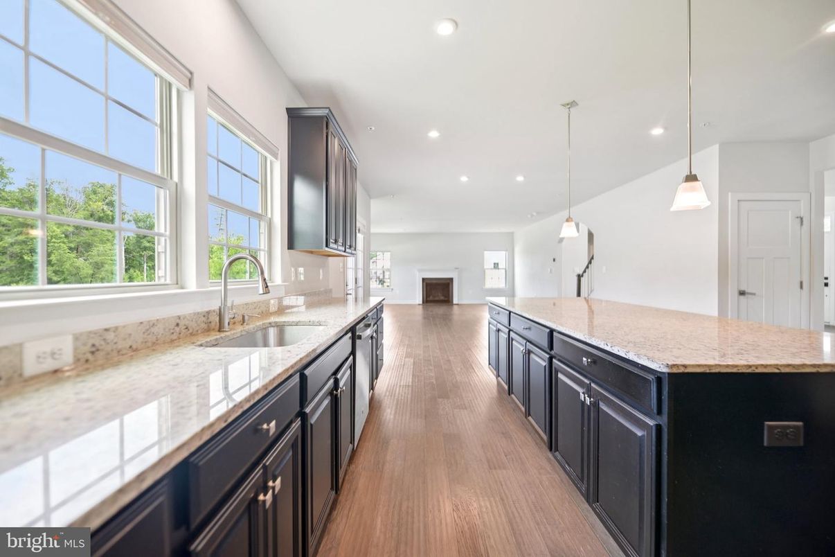 Interior, Kitchen, Pendant Lights, Recessed Lighting, Wood Texture Flooring