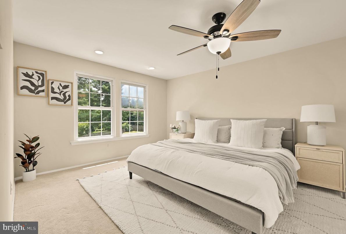Bedroom, Interior, Recessed Lighting