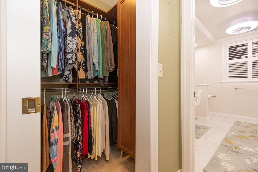 Interior, Walk-in Closets