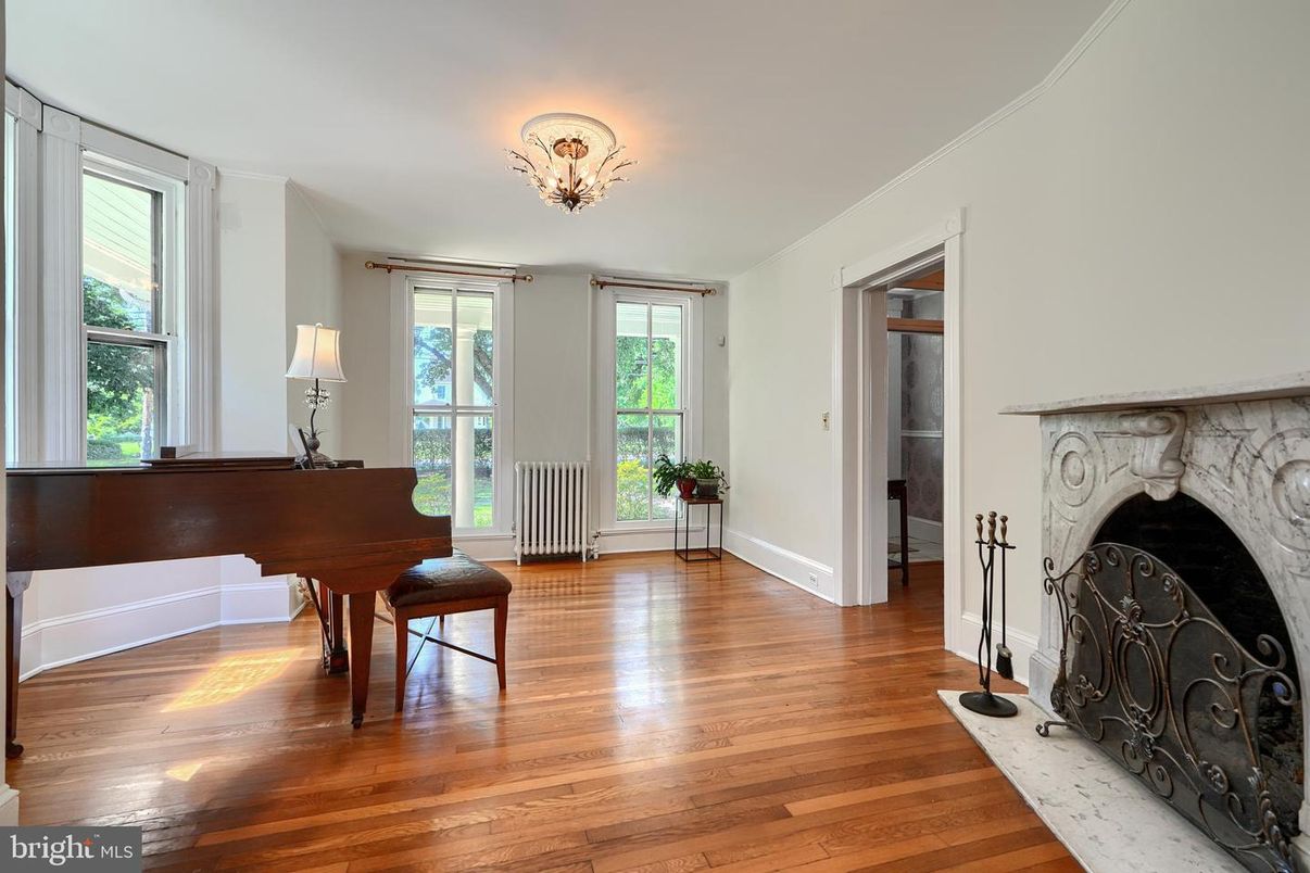 Fireplace, Interior, Piano, Wood Texture Flooring