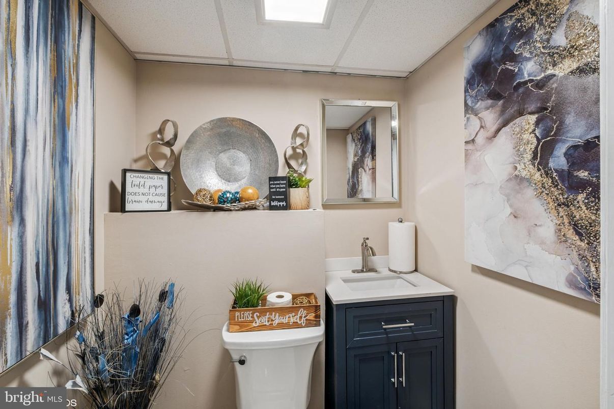 Bathroom, Interior
