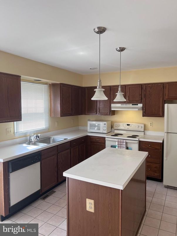 Interior, Kitchen, Pendant Lights