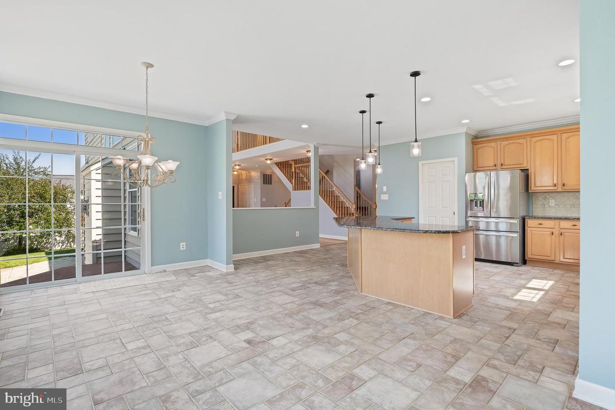 Interior, Kitchen, Pendant Lights, Recessed Lighting, Stainless Steel Appliances