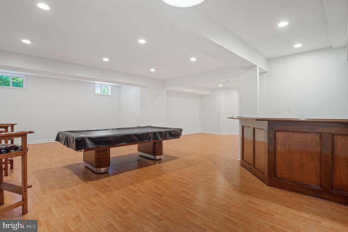 Billiard Table, Game Room, Interior, Recessed Lighting, Wood Texture Flooring