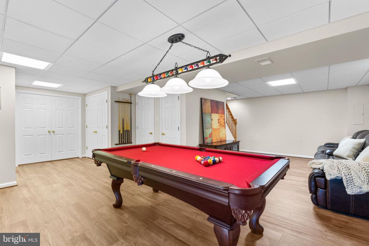 Billiard Table, Game Room, Interior, Pendant Lights, Recessed Lighting, Wood Texture Flooring